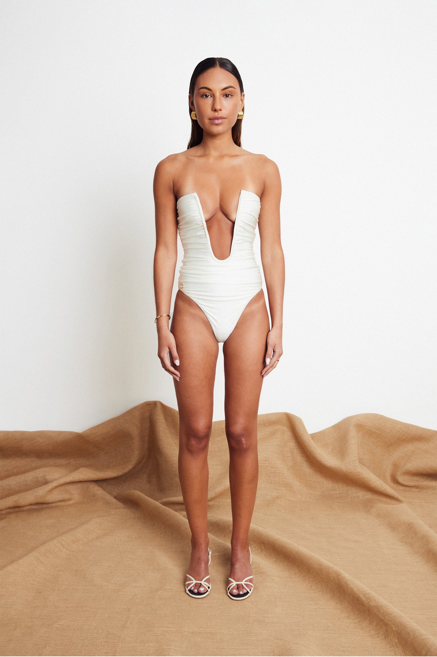 U WIRE ONE PIECE