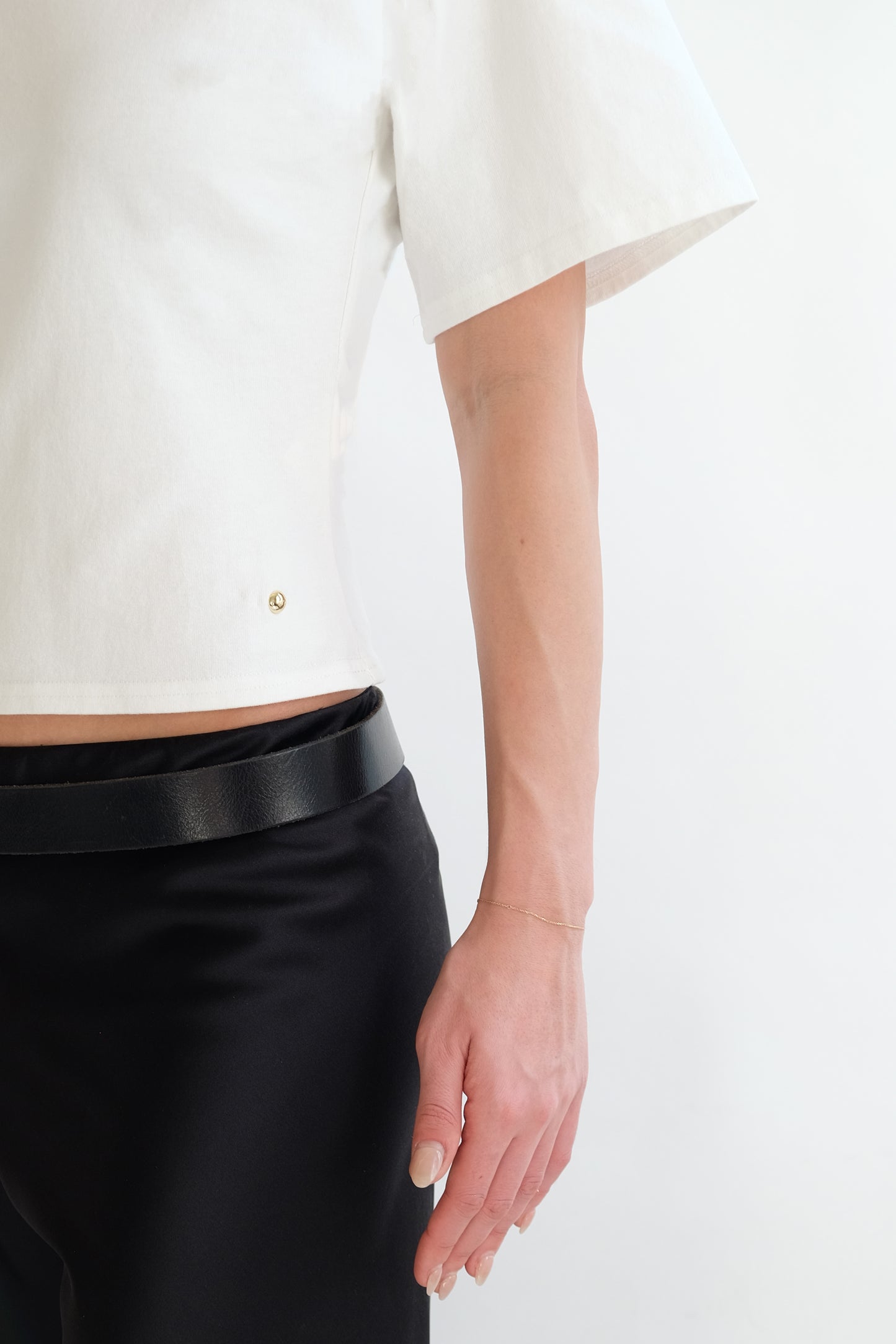 CONTOUR TEE